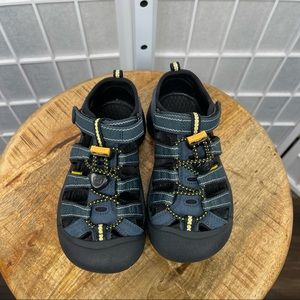 Keen Kids Newport H2 Little Kid 12